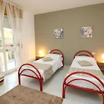 Apartment House Camelia 600 Meters From The *