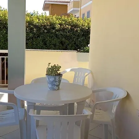 Holiday-house-camelia-600-meters-from-the-beach