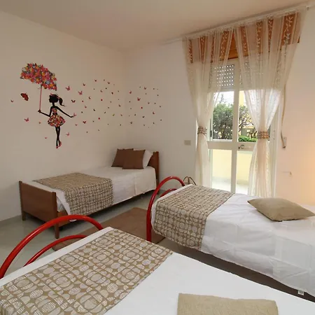 Holiday-house-camelia-600-meters-from-the-beach Apartmán